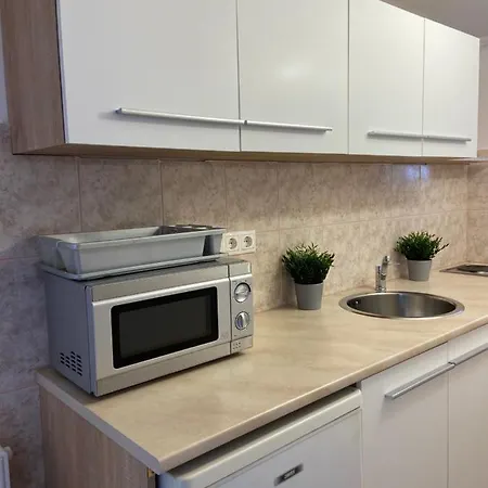Гостевой дом Centrum Vendeghaz Тихань