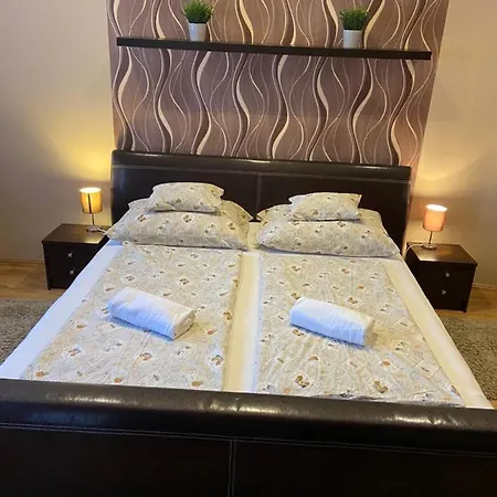Centrum Vendeghaz 3*