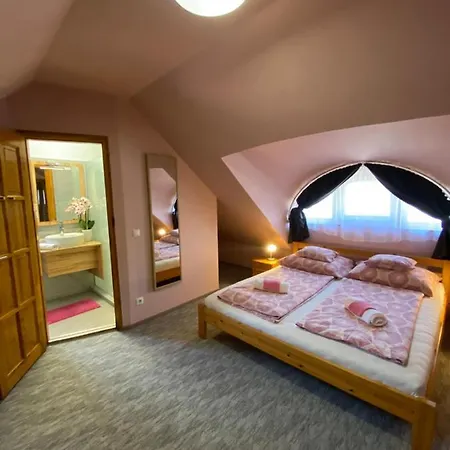 Centrum Vendeghaz 3* Tihany