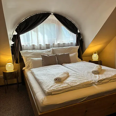 Centrum Vendeghaz Guest house Tihany