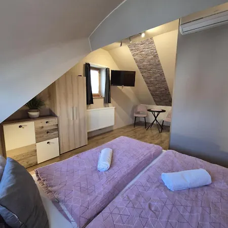 Centrum Vendeghaz Guest house Tihany