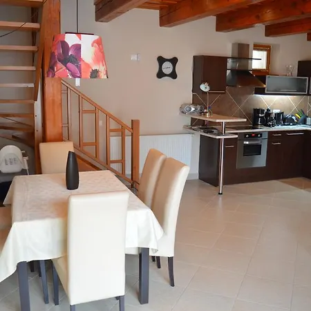 Guest house Centrum Vendeghaz *